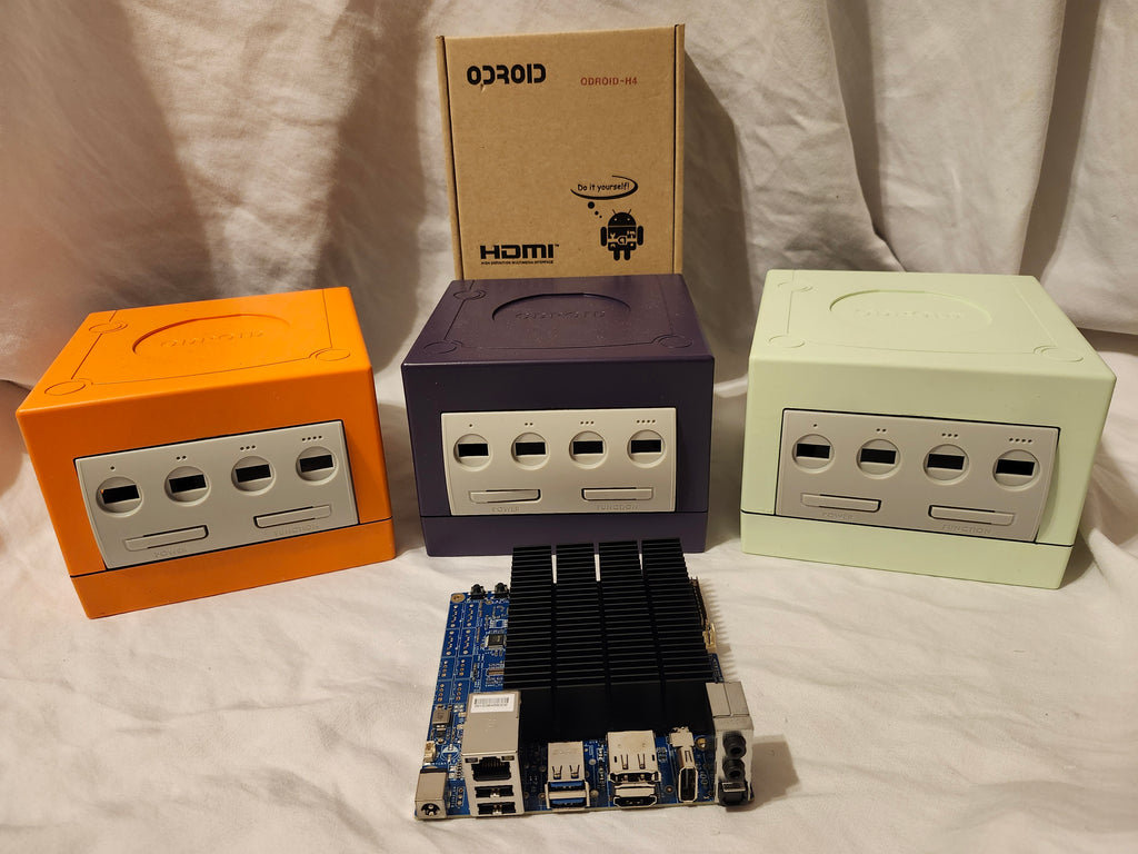 Ultimate "Cube" mini consoles